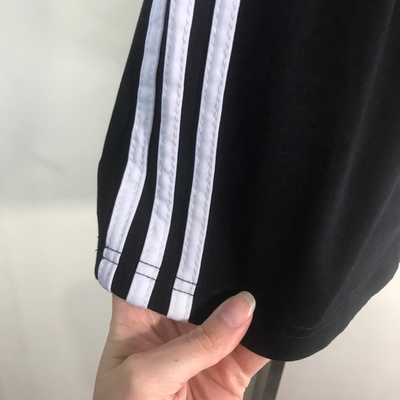 Adidas Black Three White Stripes Mini Skirt 27” Waist With Stretch Excellent - Picture 3 of 14